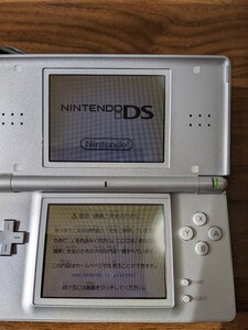 ニンテンドーDS Lite 任天堂 脳トレ テトリス スーパーモンキーボールのソフト付き