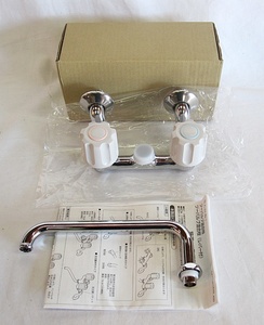 SANEI（三栄水栓）　キッチン用壁付ツーバルブ混合栓（一般地用）CK211-LH-13