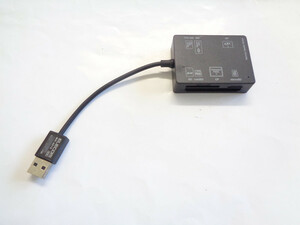 複数在庫　ELECOM メモリリーダーライター USB2.0 SD miniSD CF xD microSD MS など対応　USB 58in1 MR-A012 BK 中古動作品