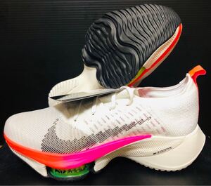 NIKE ナイキ テンポネクスト ランニングシューズ 25.5 新品