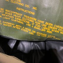 米軍放出品　未使用　新品　OD迷彩　WET WEATHER 防水パンツ　トラウザー　サイズＸＳ_画像9