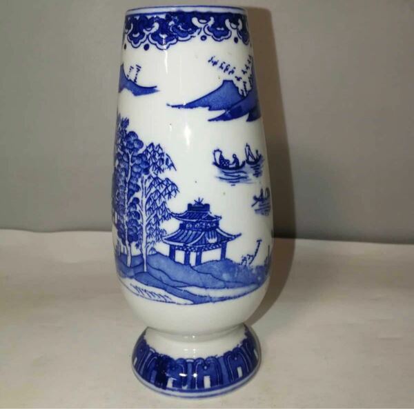 H069 乾隆年製 風景人物画図 飾り壷 花器 花瓶 ペン立て 中国美術 古玩 唐物 インテリア 染付 花瓶 