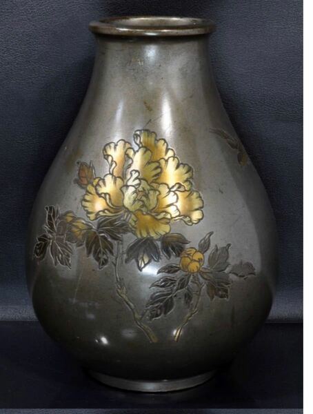 本日特別価格　H080 華瓶　銅製　玉章造　牡丹うぐいす図　花器　華道具　床の間飾り　箱なし　