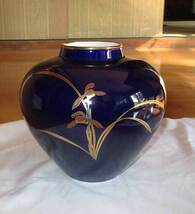 ☆陶器：未使用☆品の良い紫色の花瓶：置物_画像1