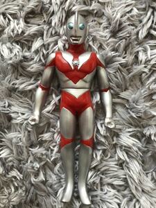 ソフビ　ウルトラマン パワード　円谷プロ