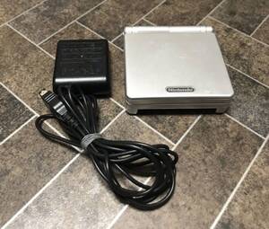 任天堂 Nintendo 本体のみ ゲームボーイアドバンスSP GBA オマケ充電器付き シルバー
