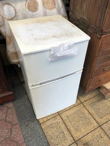 ユーイング/2ドア直冷式冷蔵庫 UR-D90J 総容量90L 冷蔵62L 冷凍28L 2017年製 白 ホワイト 動作品