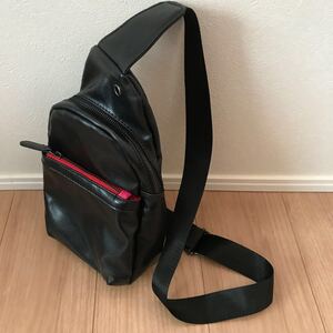 ボディバッグ メンズバッグ