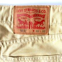 W30 実寸82㎝ Levi's メンズ　ジーパン　バイカー　キャンプ　釣り　古着　オシャレなクリーム色　カジュアル　ワーク　シンプル　即決_画像2