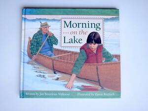 tr1801 海外絵本　Morning on the Lake (英語版)