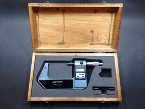 MITUTOYO micrometer MD series initial model beautiful goods 