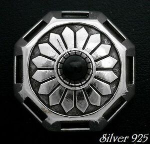 シルバー925銀の天然石オニキス付き家紋風オクタゴン コンチョ