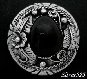 シルバー925銀の天然石ブラックオニキス付インジュ風コンチョ