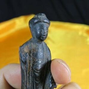 B 古銅如来立像 鎌倉～江戸時代 資料館展示品 仏像 仏教 寺院の画像10