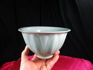 粉青釉蓮形鉢 焼き物　磁器　中国