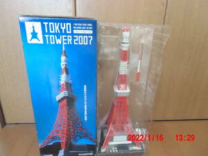 SEGA TOYS　東京タワー２００７年 １/５００　高さ約６６６mm