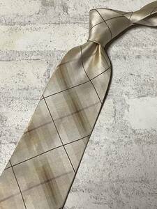 新品最高級　日本製シルクネクタイ！京都織物使用　綺麗で明るいベージュチェック　薄い芯使用で結びやすさバツグン　