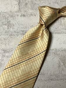 新品最高級　日本製シルクネクタイ！京都織物使用　風水色の綺麗なチェック　薄い芯使用で結びやすさバツグン　
