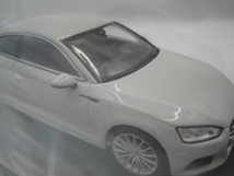 【気軽に楽しむ大人のインテリア】-Norev- Audi A5 Coupe White-1/43- 夢 ノスタルジー ☆未使用、未展示品 ☆即決有☆ Audi collection_画像7