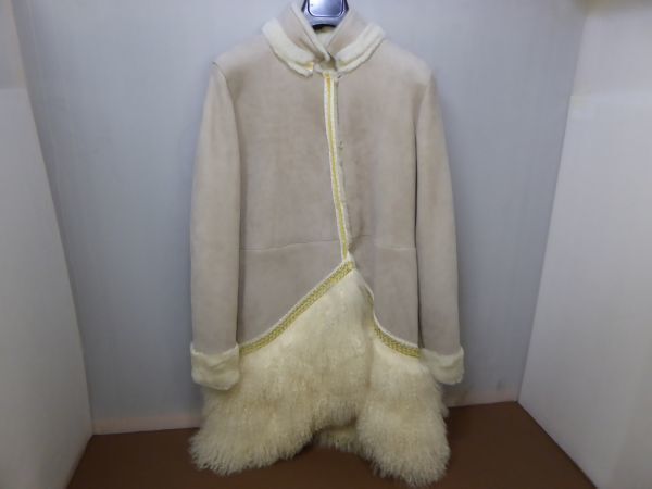 未使用品 ERMANNO SCERVINO/エルマンノ シェルヴィーノ レディースコート サイズ42 セレクトショップ在庫 参考価格378.000円 523I