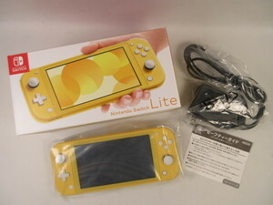 R76608R 美品 任天堂 ニンテンドー スイッチ ライト イエロー 本体 Nintendo Switch Lite HDH-S-YAZAA(JPN) 箱あり 中古動作品