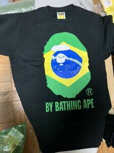 国旗カラーTシャツ　Mサイズ　ブラジルカラー黒 未使用品 A BATHING APE