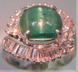 [ Tokyo . middle pawnshop .. san ] rare Pt900 platinum emerald cat's-eye 3.15ct diamond 0.97ct