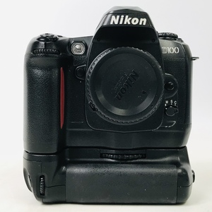 現状品 Nikon D100 デジタルカメラ ボディ グリップバッテリー付き デジカメ