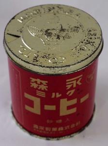 赤い容器・旧エンゼルマーク昔の森永ミルクコーヒー未開封缶ブリキ可愛い昭和レトロ看板ドリンク広告Morinagaキャラクター６０s飲料です。