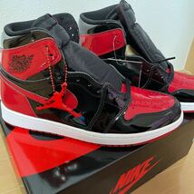 《新品未使用！》NIKE ナイキ　AIR JORDAN 1 エアジョーダン1 Patent Bred パテントブレッド パテント　　赤　２７.５cm _画像2