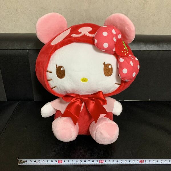 Sanrio　サンリオ　パンダ　ハローキティ　すとろべりべり　BIGぬいぐるみ