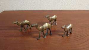 唐物 古美術 ラクダ　獏　馬　真鍮製　銅製　アンティーク古美術　４客