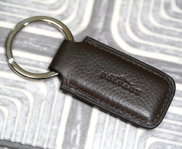 DELVAUX デルボー キーホルダー チャーム ダークブラウン 2