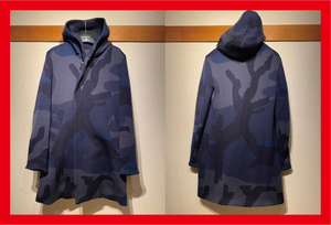 ♪送料無料★1piu1uguale3★ラップコート★BIG CAMO NECK ZIP WRAP HOODED COAT★ビッグカモ★2016AW★MRK036★定価149,040円★紺★Ⅳ(M)♪