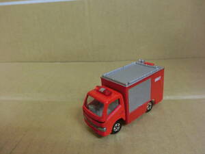 [Используемые товары] Tomica Toyota Dyna Water Cutter Car 2008 № 45 Сделано в красном Вьетнаме