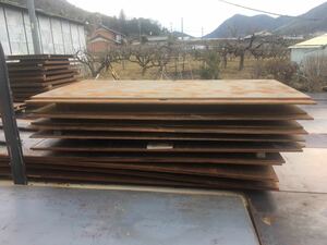  Gifu city departure . iron . board bed iron plate several sheets OK used . iron plate 5×10×22mm 1,524×3,048× thickness 22. bend less hole equipped 