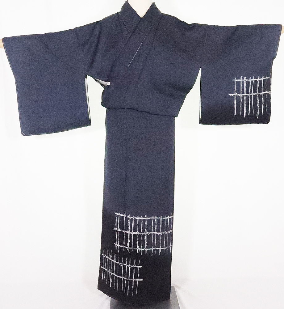 Visiting kimono by Ikki Kusano, pure silk, gray, black, hand-painted fence, size S, 17, ki20707, kimono, for women, for going out, all seasons, free shipping, new, Women's kimono, kimono, Visiting dress, Ready-made