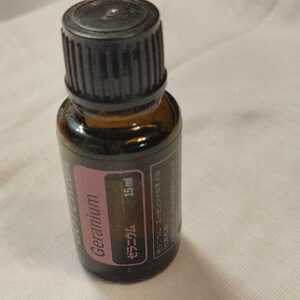 使用済み doTERRA ドテラ エッセンシャルオイル ゼラニウム15ミリ