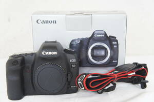 ① Canon キャノン EOS 5D MarkⅡ ボディ デジタル一眼 デジタルカメラ バッテリー ストラップ付 8801200601