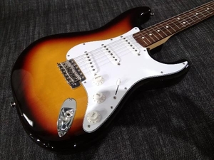 エレキギター Fender Japan ST-STD-3TS/R