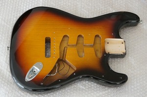 Fender Japan Stratocaster Body ストラト アルダー ボディ 3TS フェンダー ST62 TX サンバースト 良品