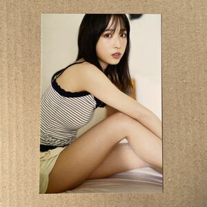【送料無料】AKB48 小栗有以 1st写真集 君と出逢った日から 封入特典 ポストカード