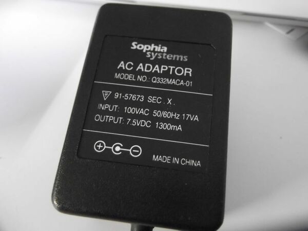 ACアダプター　Sophia systems MODEL NO:Q332MACA-01 DC7.5V 1300ｍA