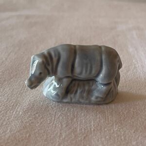 Wade England Whimsies Rhino 1985-1986 サイ 犀 フィギュリン ミニチュア フィギュア ヴィンテージ 置物 イギリス