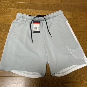 NIKE ナイキ ショートパンツ スポーツ メンズ 紳士 L