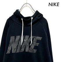 NIKE ナイキ★長袖パーカー プルオーバー ロゴプリント入り ブラック 黒 メンズ_画像1