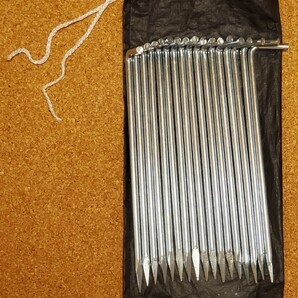 【新品・未使用】氷上テントにも使えるアイスペグ 17本 収納袋入