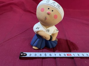 ｃ●*　土人形　白虎隊　福島県　ハチマキ　刀　ピンクのほっぺ　袴　お土産　置物　時代物　/　G29上