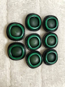 3216　約17㍉　緑　 ボタン 8個セット　ビンテージ　 未使用品　手芸　裁縫　おしゃれ　ハンドメイド　DIY　リメイク