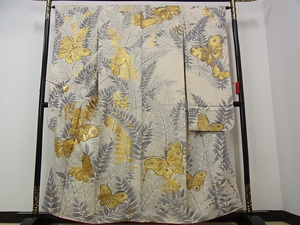 着物屋こころ■豪華振袖 駒刺繍 草木舞蝶文 金彩 正絹 逸品 ck1384